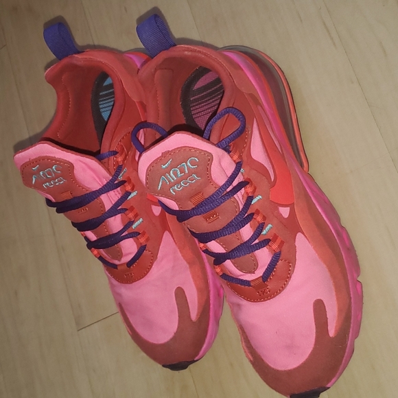 Nike Air Max 270 React - Picture 9 of 14